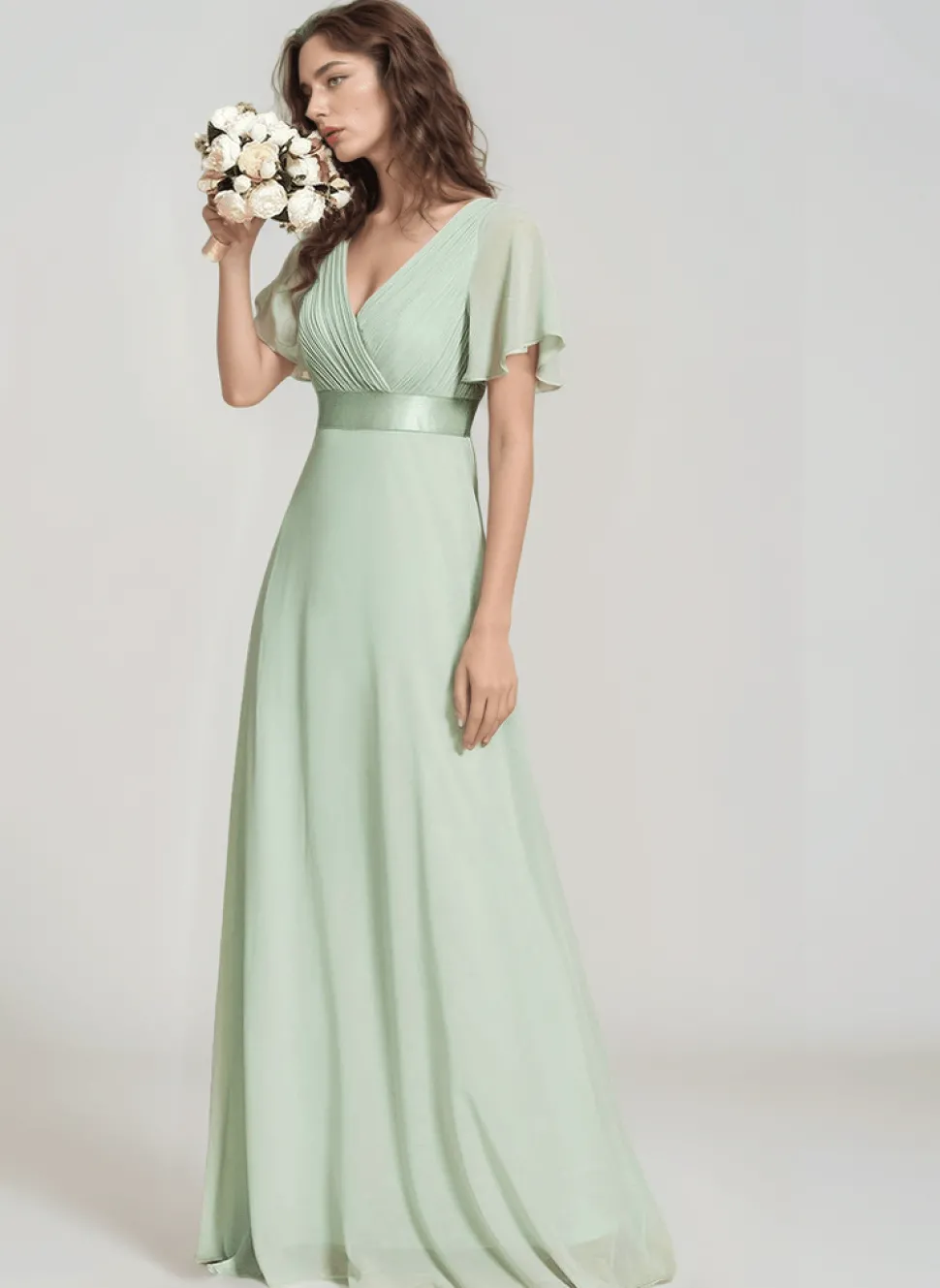 Robe demoiselle d'honneur vert sauge longue fluide