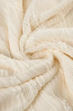 Robe de plage courte beige en dentelle