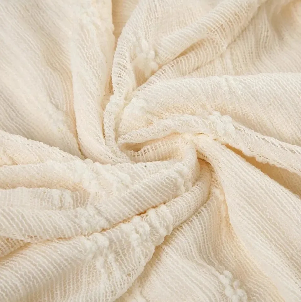Robe de plage courte beige en dentelle