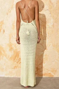 Robe de plage jaune longue dos nu