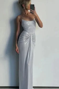 Robe de soirée argentée moulante longue