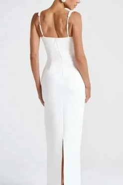 Robe de soirée blanche fourreau sans manches