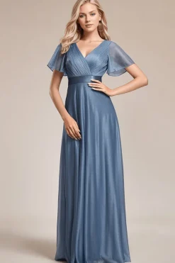 Robe de soirée bleue longue à volants et décolleté plongeant