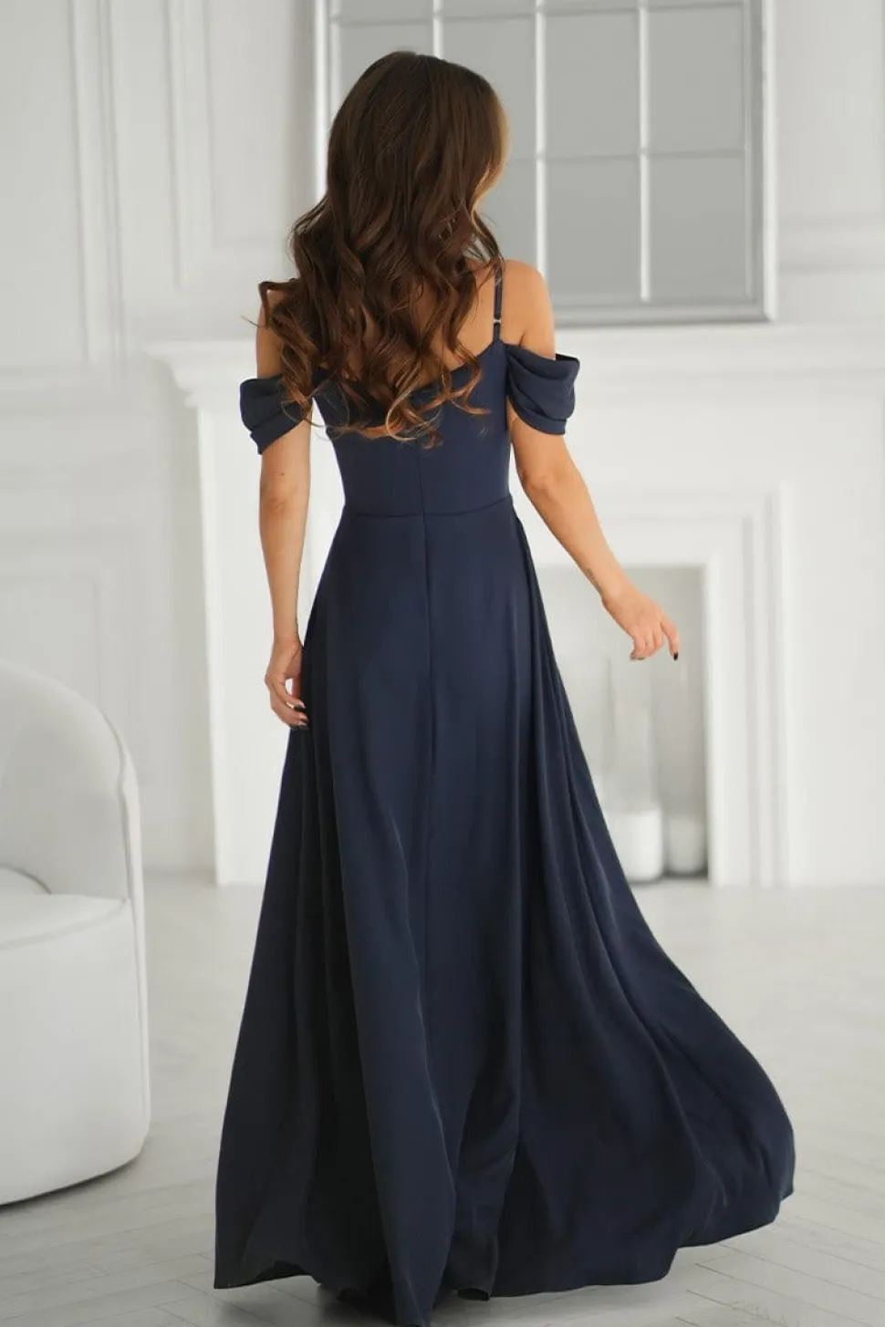 Robe de soirée bleue marine longue fendue