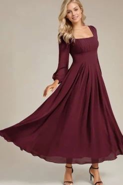 Robe de soirée bordeaux à manches longues