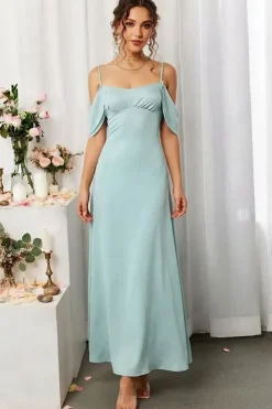Robe de soirée à bretelles fines vert menthe buste froncé
