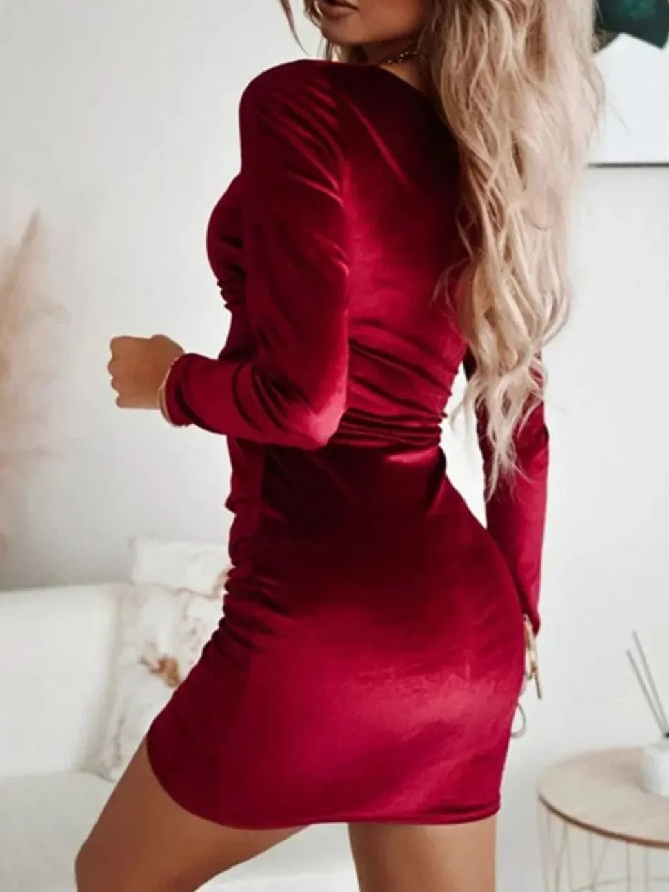 Robe de soirée chic moulante à manche longue
