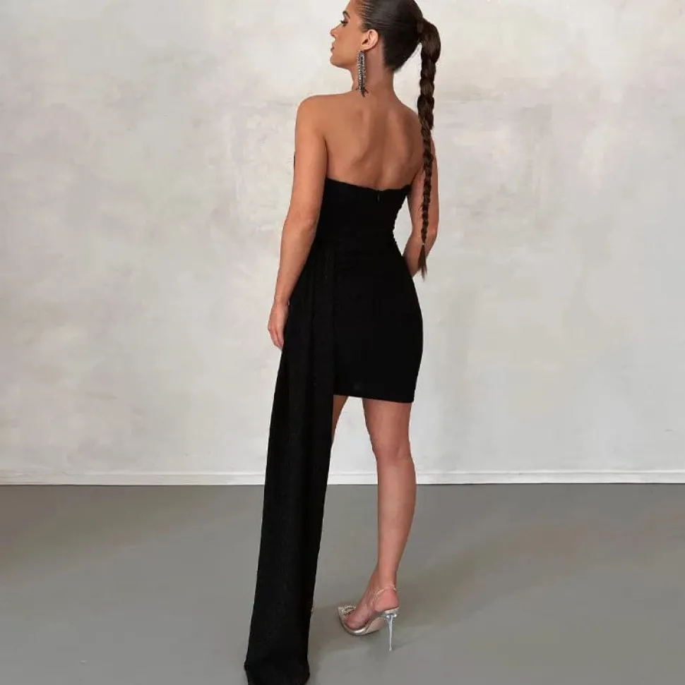 Robe de soirée chic épaules dénudées