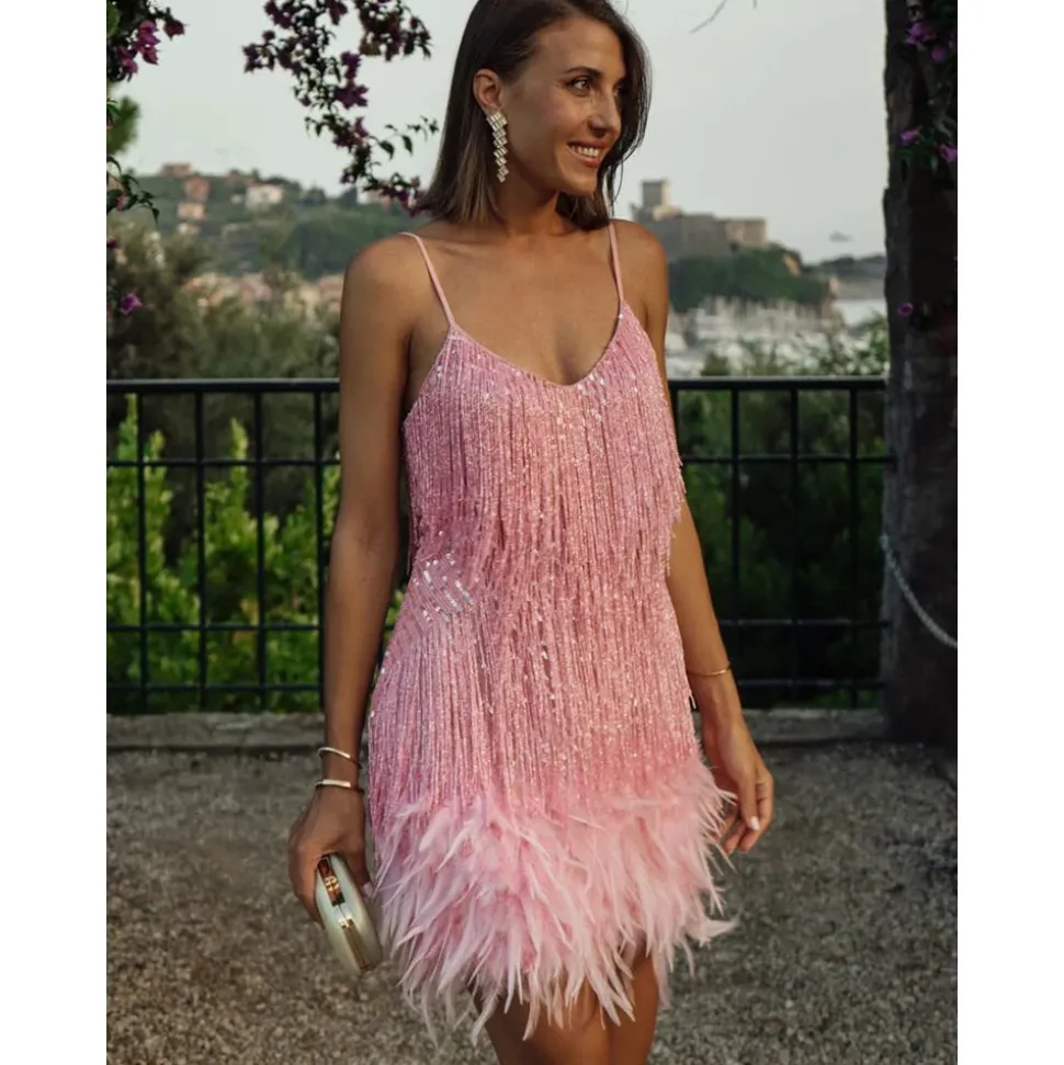 Robe de soirée courte à franges et plumes