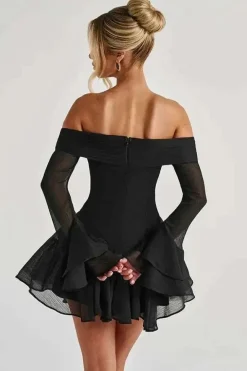 Robe de soirée courte patineuse manches longues