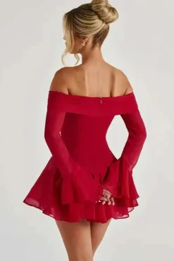 Robe de soirée courte patineuse manches longues