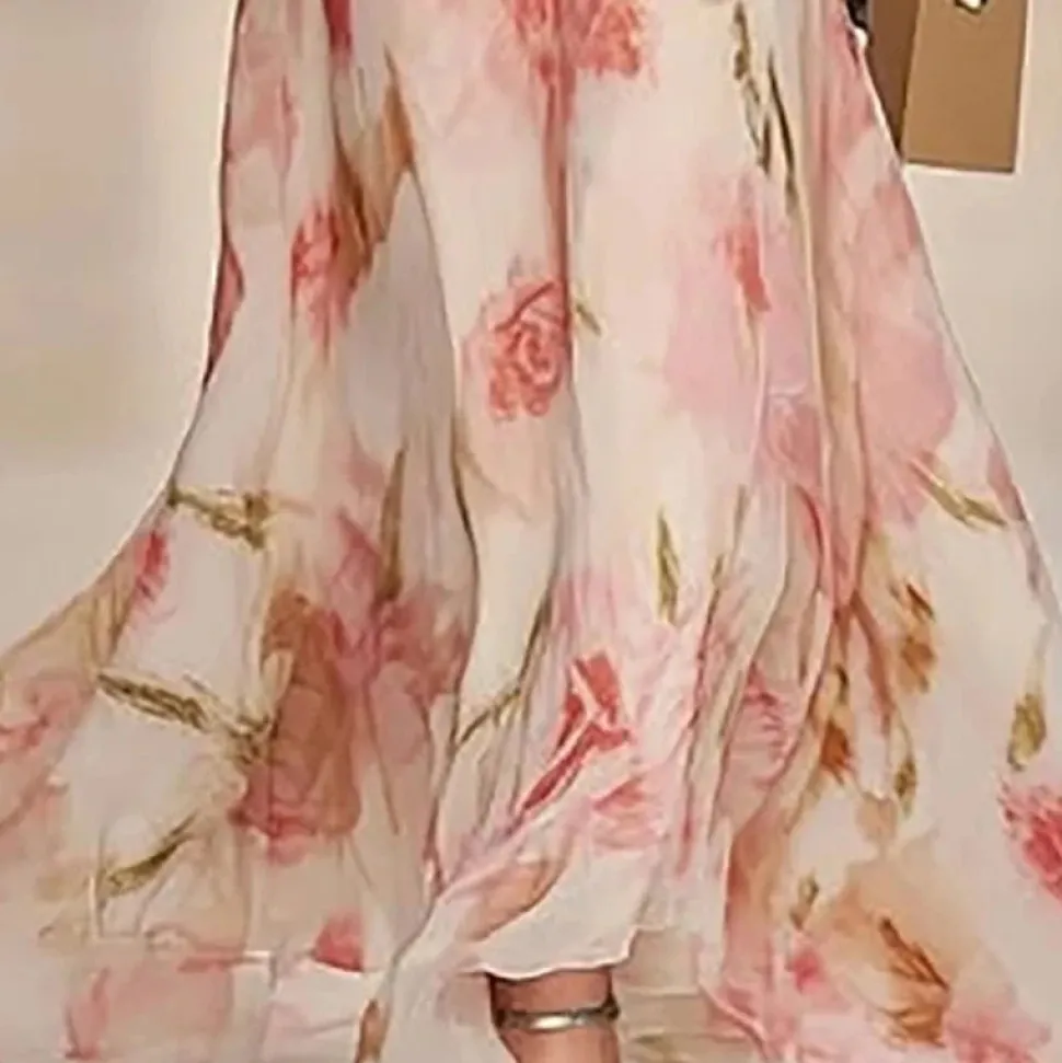 Robe de soirée fleurie longue fluide