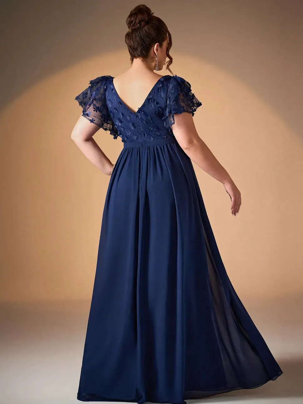 Robe de soirée longue bleue grande taille haut en dentelle brodée