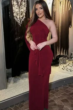 Robe de soirée longue col asymétrique