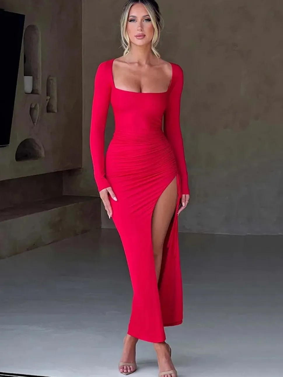 Robe de soirée longue fendue