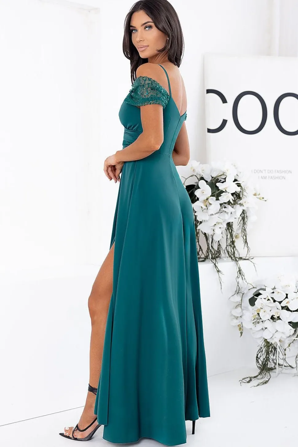 Robe de soirée longue fendue verte émeraude