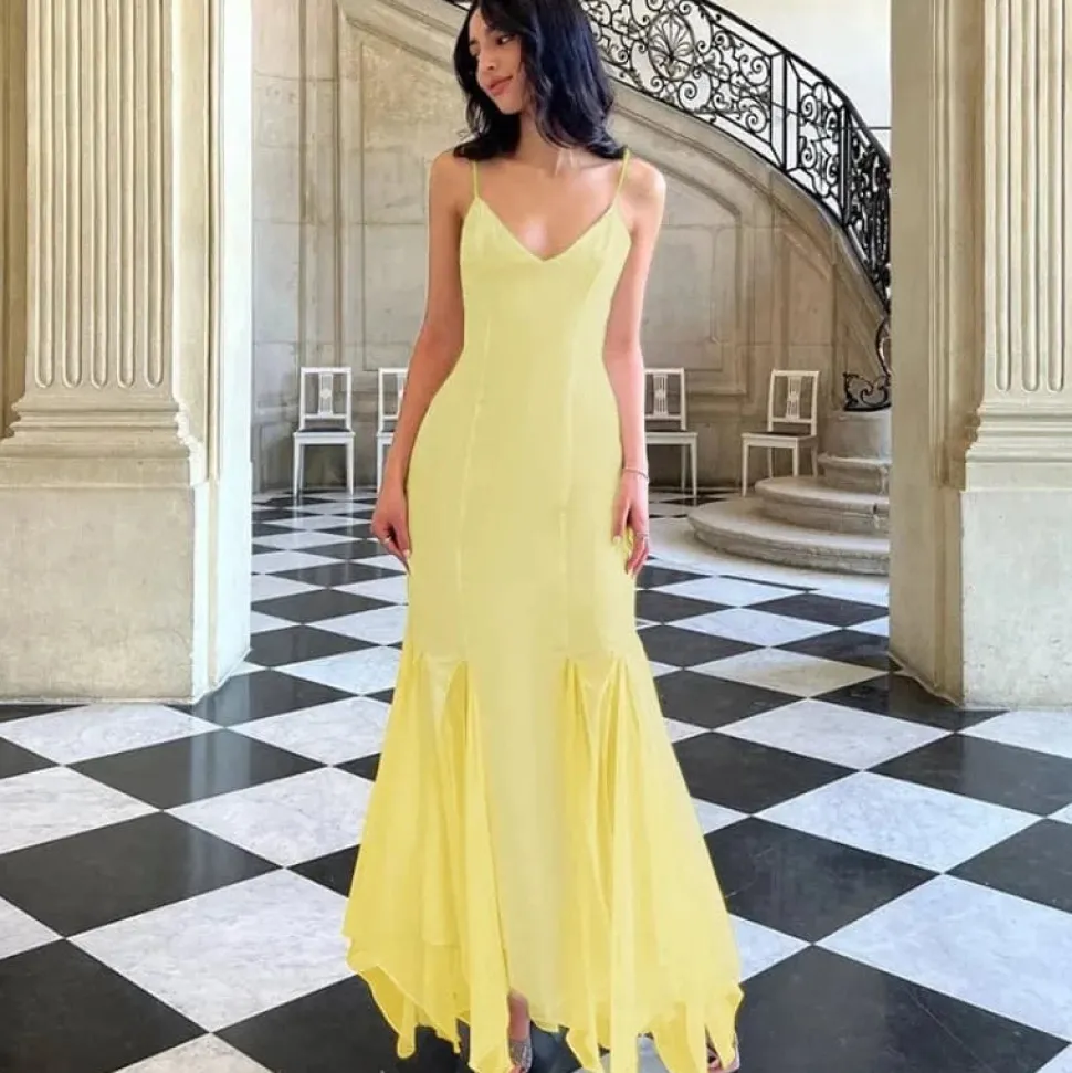 Robe de soirée longue jaune dos nu