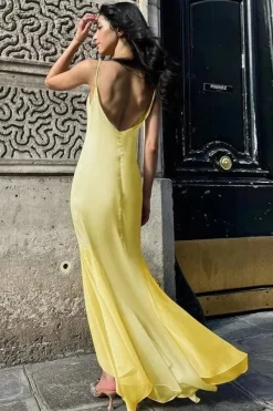 Robe de soirée longue jaune dos nu