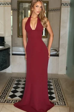 Robe de soirée longue moulante épaules dénudées