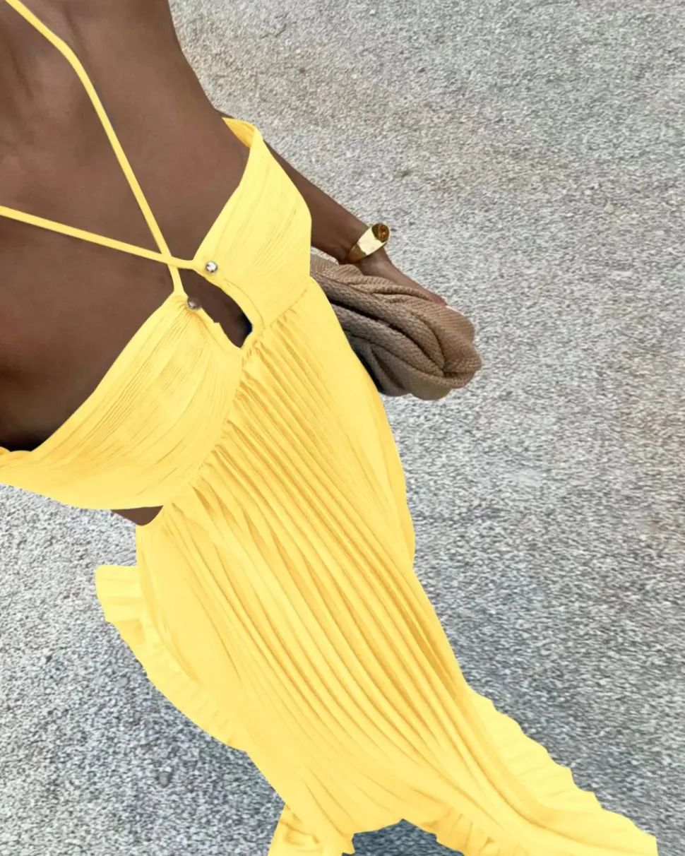 Robe de soirée longue plissée dos nu