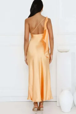 Robe de soirée longue à une épaule en satin
