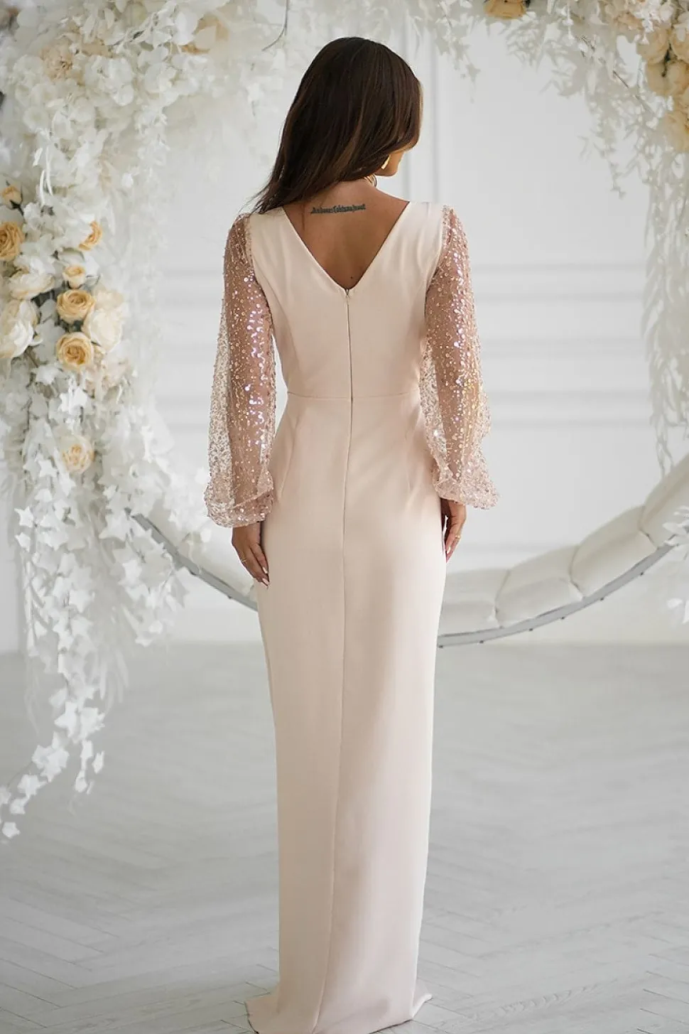 Robe de soirée mariage beige longue chic