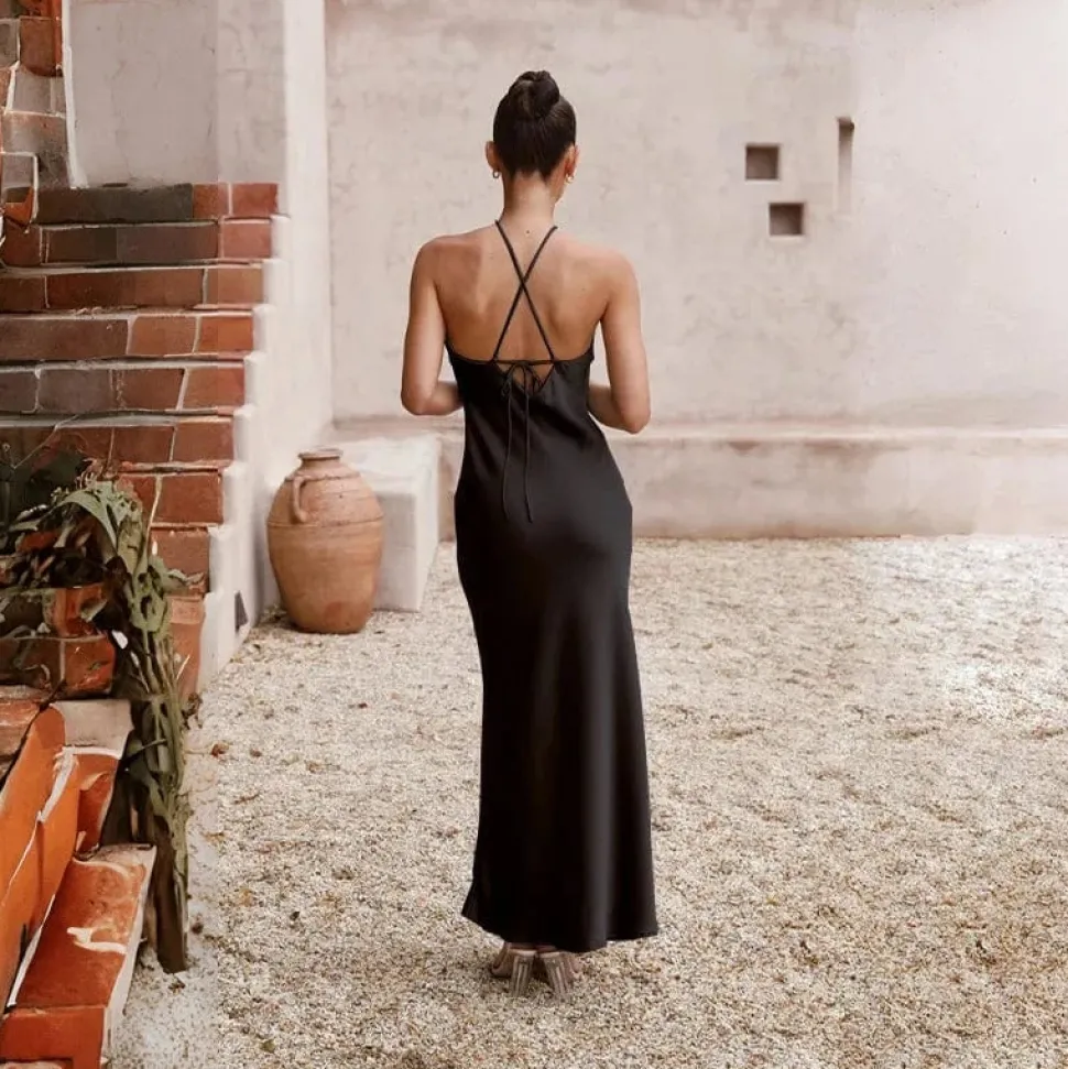 Robe de soirée mariage dos nu noire