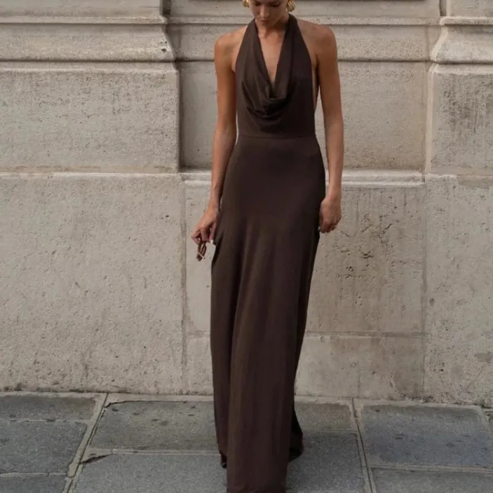 Robe de soirée maxi marron dos nu