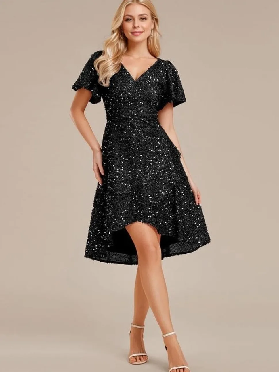 Robe de soirée noire asymétrique à sequins
