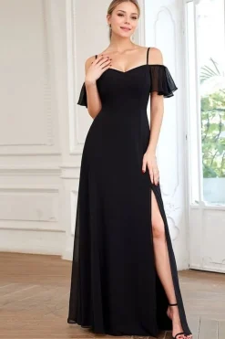 Robe de soirée noire longue fendue avec bretelles spaghetti
