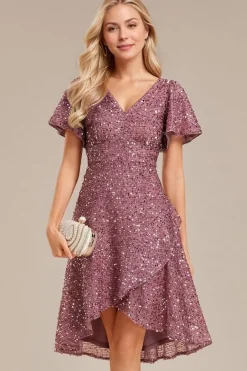 Robe de soirée rose à sequins manches courtes