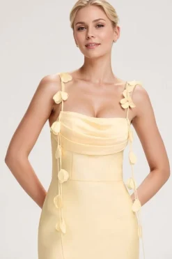 Robe d'invitée mariage jaune à bretelles