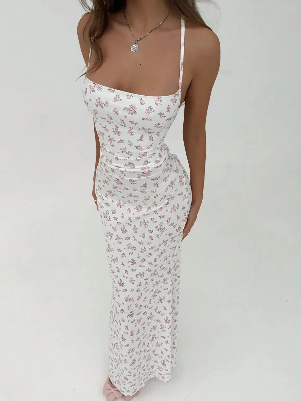 Robe dos nu moulante à imprimé floral