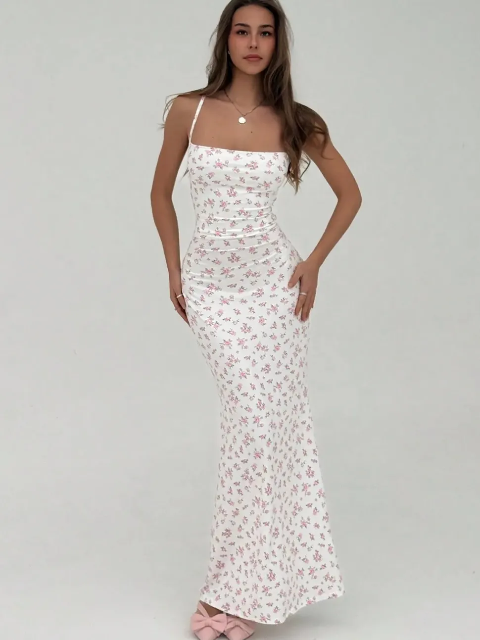 Robe dos nu moulante à imprimé floral