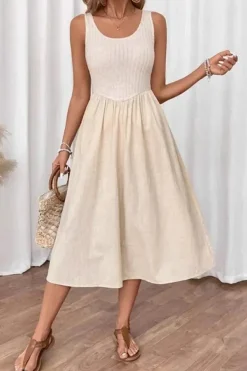 Robe d'été beige décontractée sans manches