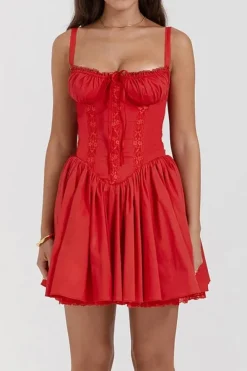 Robe d'été courte évasee à bretelles fines