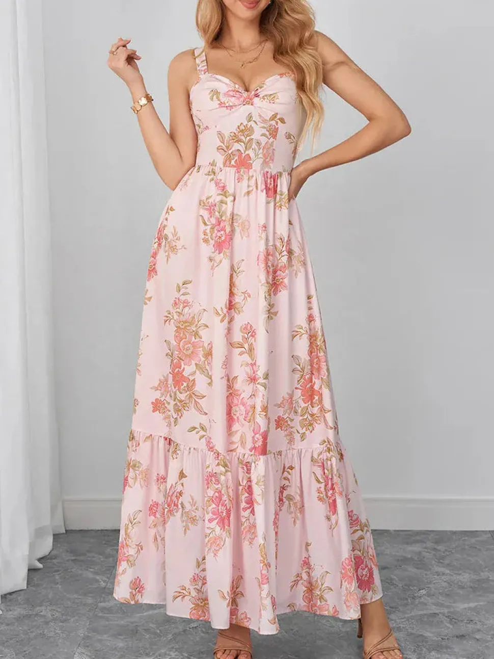 Robe d'été longue bohème rose à motifs floraux