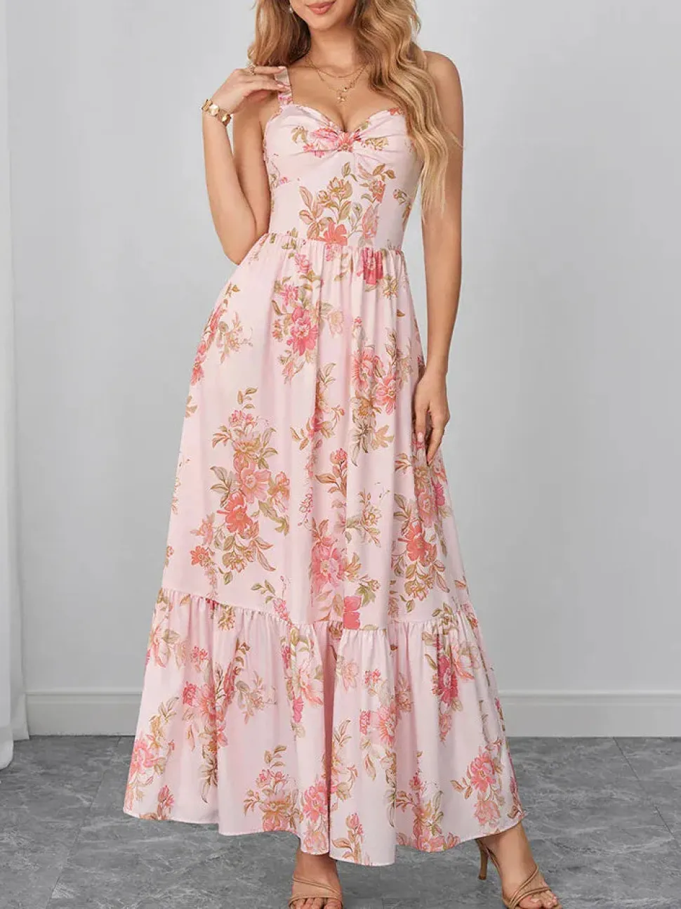 Robe d'été longue bohème rose à motifs floraux