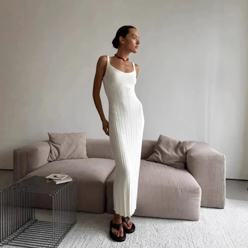 Robe d'été moulante côtelée sans manches