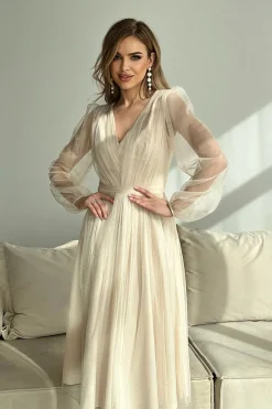Robe en tulle midi manches longues