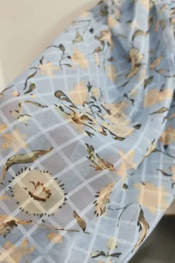 Robe fleurie bohème bleue col carré
