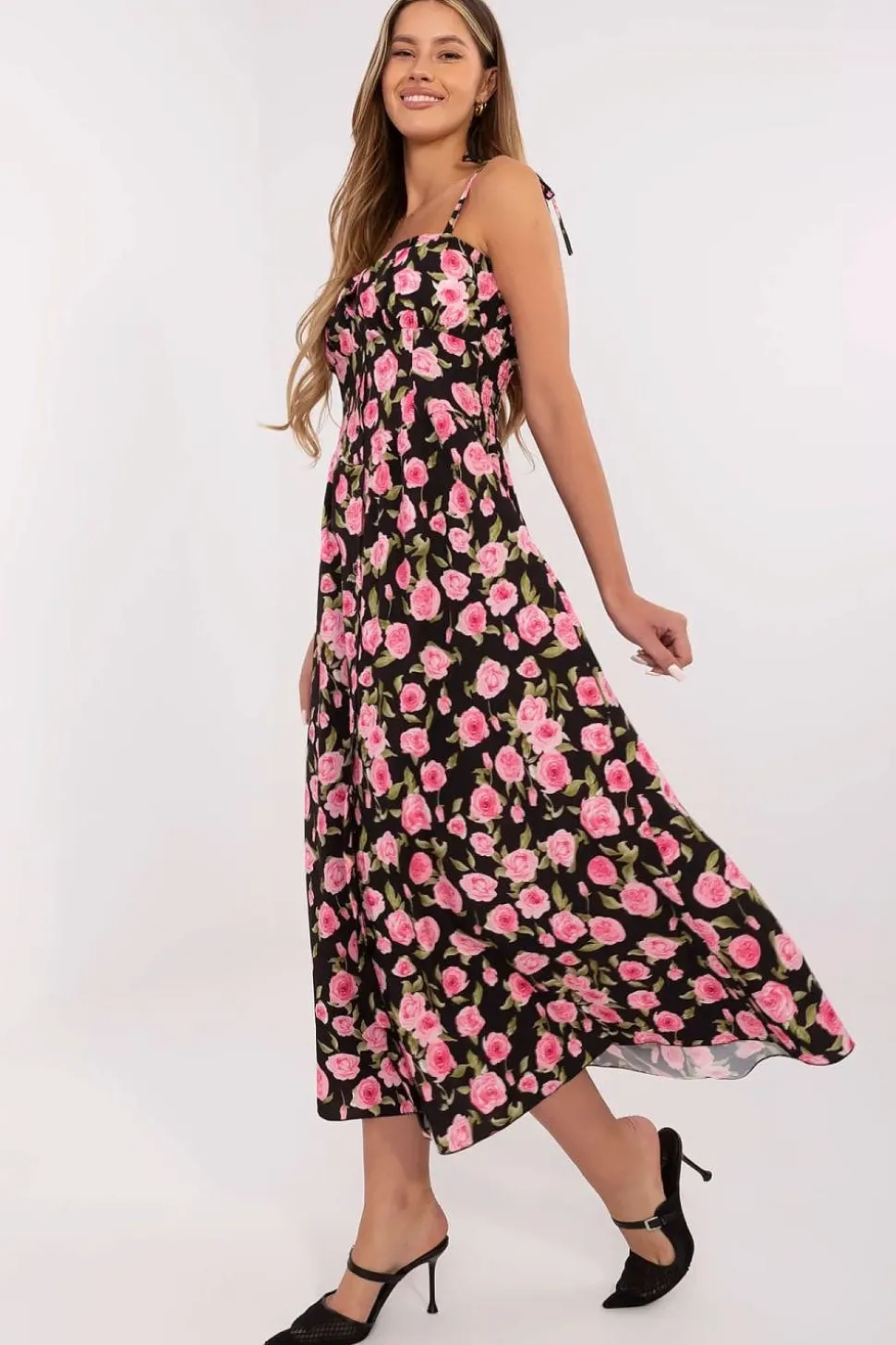 Robe fleurie à boutons fendue