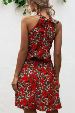 Robe fleurie courte col halter