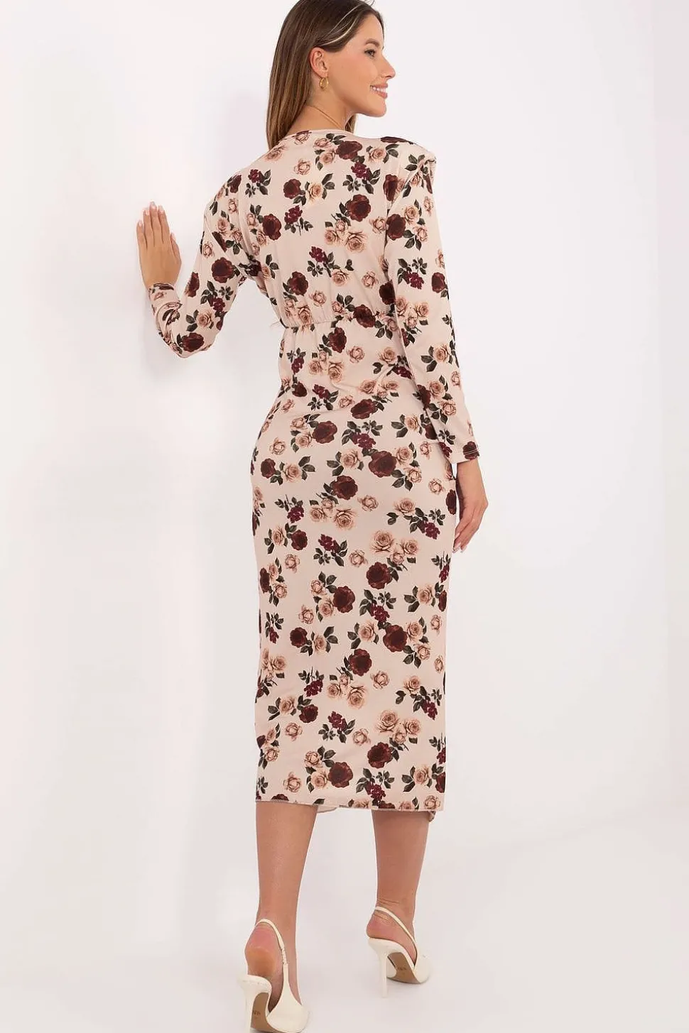Robe fleurie fendue manches longues midi