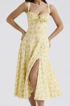 Robe fleurie fendue midi à bretelles