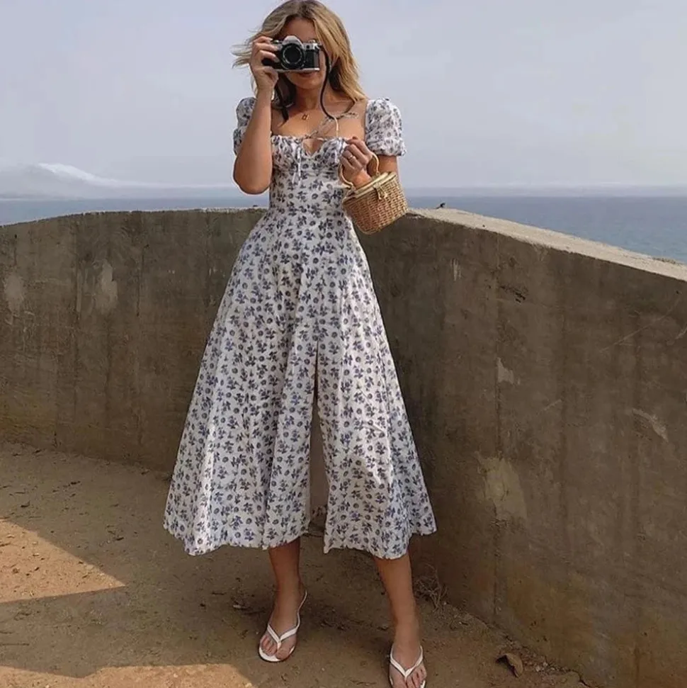 Robe fleurie midi manches courtes