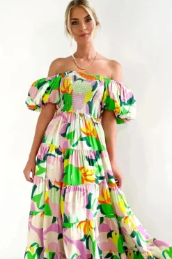 Robe fleurie midi épaules dénudées