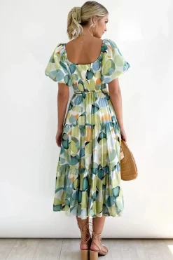 Robe fleurie midi épaules dénudées