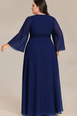 Robe grande taille bleue manches longues