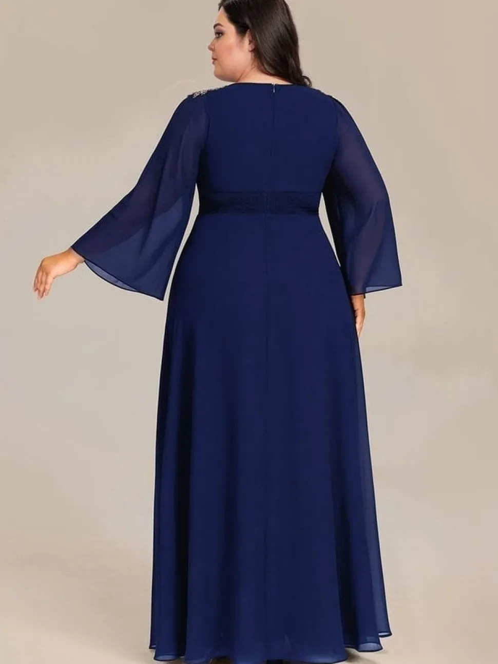 Robe grande taille bleue manches longues